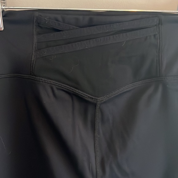 Fabletics Bundle EUC - Picture 12 of 14